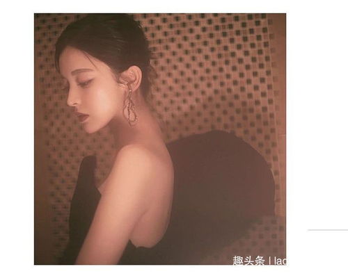 古力娜扎的仙气又回来了渐变色无袖长裙很精致,看着特舒服