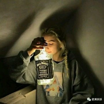 霸气性感欧美风女生头像