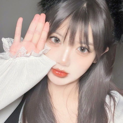 女生头像我看见了海,但我不快乐