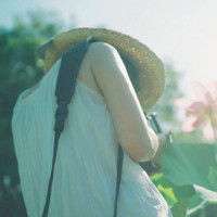 头像女安静气质背影唯美