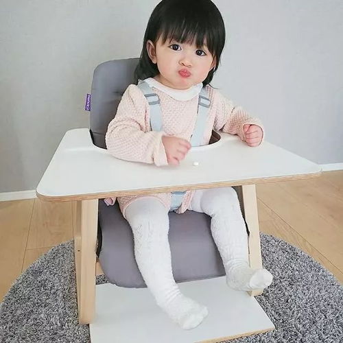 日本ins萌娃圈粉无数果然,女孩子可爱起来可以放倒全世界