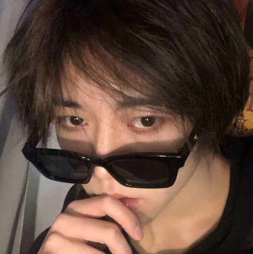 男生头像时间从来不等人等你的是我
