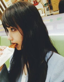 围棋第一美女托腮厌世照爆红不食人间烟火