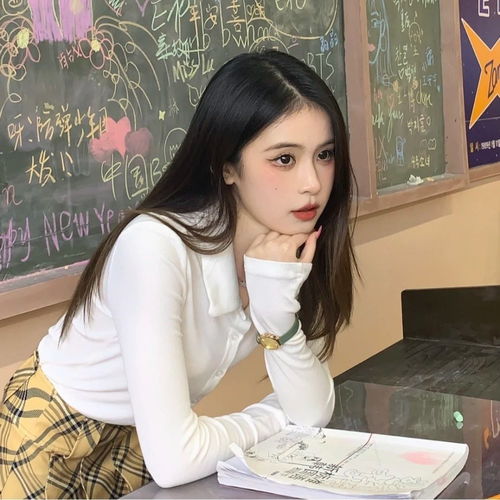 温柔女生头像秋风,穿尘而过,云水间,静无言,守在红尘,守候一份约定腾讯新闻