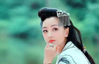 她是低调实力女星杨蓉,却在京城推广纯素外卖