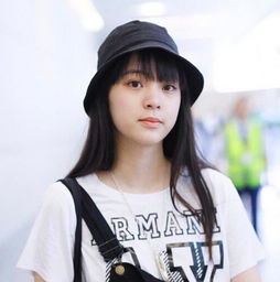 欧阳娜娜近照发福,少女感不在这届网友大概分不清浮肿还是发福