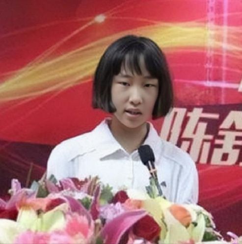 17年广东12岁女孩考上浙江大学,5年过去了,她现状如何