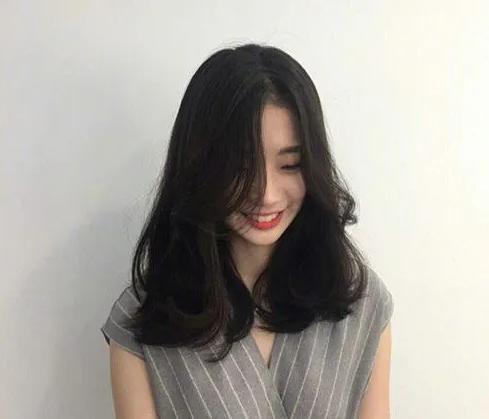 心理测试选一个你最喜欢的发型,测你周围有多少异性暗自喜欢你