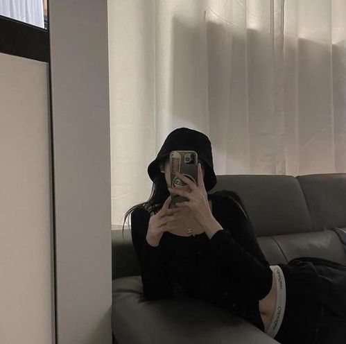 御姐纯欲风头像我心中不会有黄昏,有你在,永远像初春的早晨