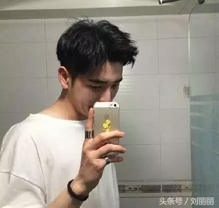 最容易让女生心动男发,怎么看都帅