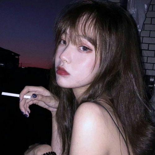 女生头像烟花总是在最后一刻绽放
