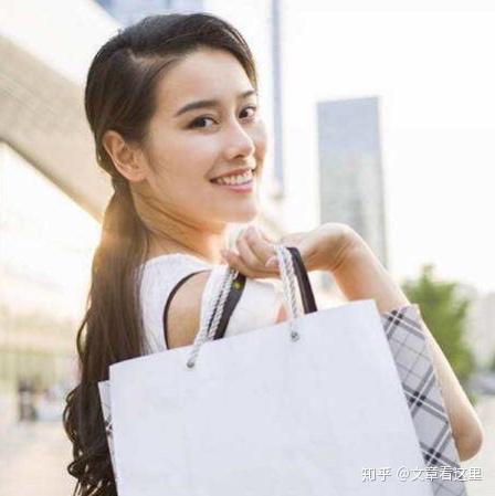 梁实秋男女相映成趣,人生就是诗情画意