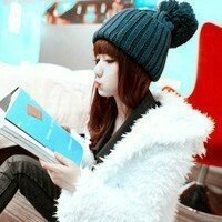 qq女生头像侧脸戴帽子超萌