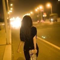劫匪抢完姑娘还送她回去称她一个人有点不放心