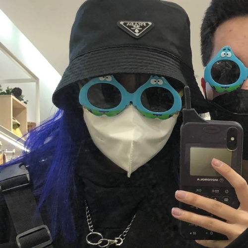 情侣头像你是我情绪低落的时候也不想敷衍的人