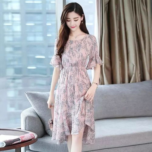 冷风裙,清雅高贵衬肤显瘦又减龄,适合3055岁女人穿面料
