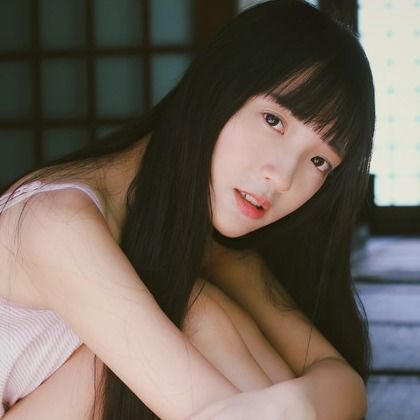 类似这样孤寂的女生头像