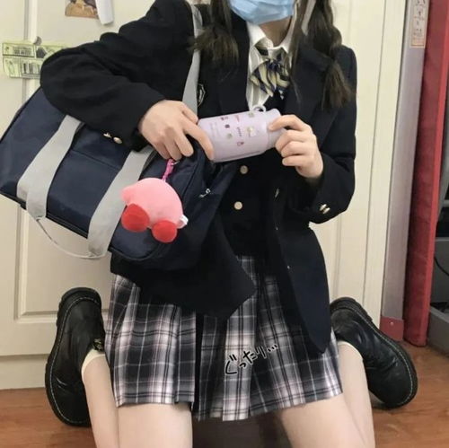 款款独行才不致倾溢
