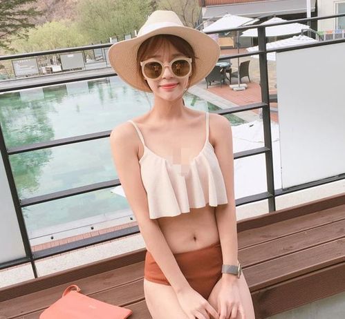 甜美女生头像头像真人比基尼