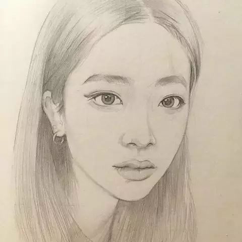 你的素描头像还不会深入刻画五官还不会塑造来,看这里