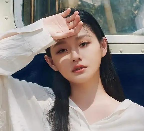 大s母亲求汪小菲留点口德,女儿病情加重,20万是孩子抚养费
