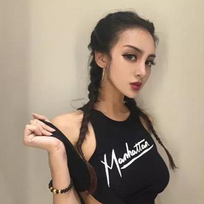 艳丽绝美的霸气头像女生超拽冷酷可爱点