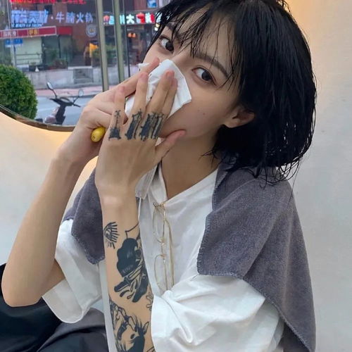 头像头像女生动漫,天塌下来,记住有涐,陪沵看地动山摇腾讯新闻
