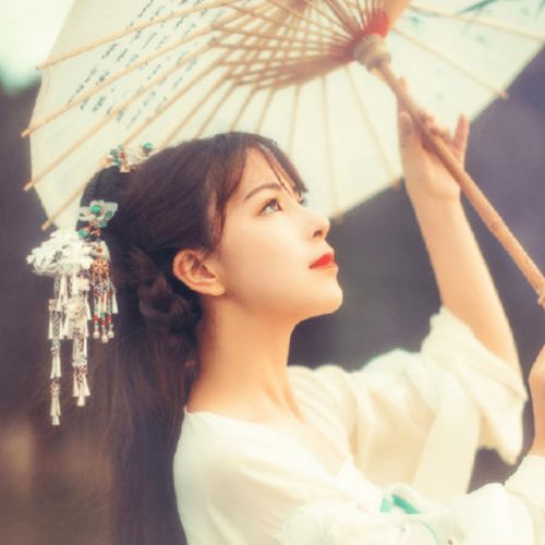 唯美意境古风女生头像晓阴无赖似穷秋淡烟流水画屏幽
