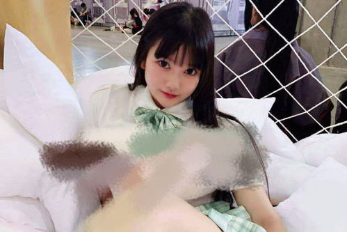 以一己之力毁掉广州漫展,这位想红想疯了的姑娘,请你要点脸