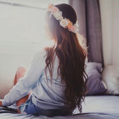 侧面气质女生头像紧身