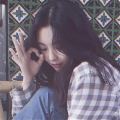 分手后,女生深爱着你才会做的4件事情,就等你跟她说复合