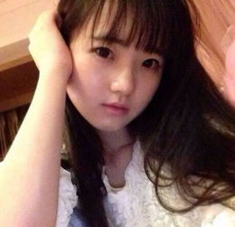 我怀胎六月,婆婆逼我离婚,不经意看到这个后,微笑着答应他们