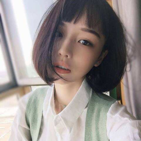 脸上有这几点的女生,天生和短发无缘,长发才集万千宠爱一身