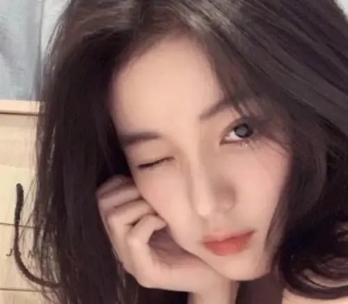 越低调就越高贵的4大星座女,明明实力出众,往往却深藏不露