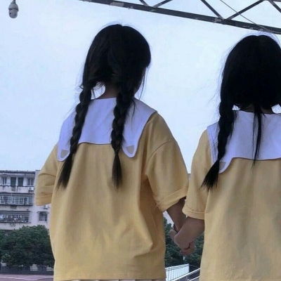长发女生双人同框闺蜜真人头像热情这个东西被冷落几次就不明显了