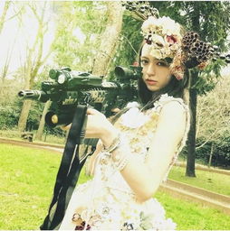 日本爆红的洛丽塔美少女,真人版混血芭比,靠漫画眼成新晋宅男女神