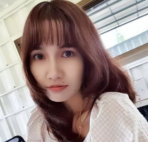 河北小伙泰国教汉语,月薪3万,娶仨当地美女,生俩混血娃,幸福