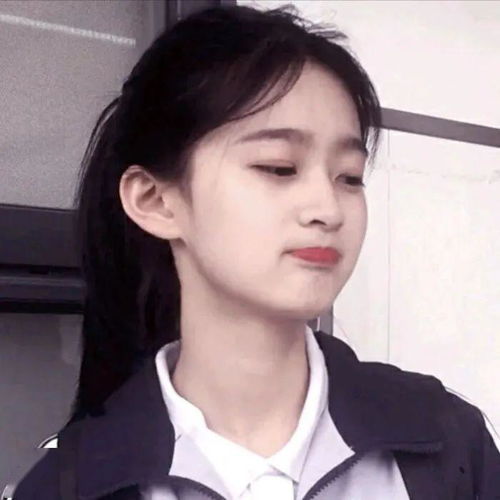 头像丨现实教会我不痛不痒不在乎不闻不问不动情