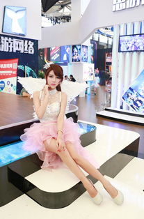 最美女硕士夏小薇化身可爱小天使众粉丝围观