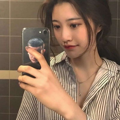 江孑真人潮流气质成熟稳重女头