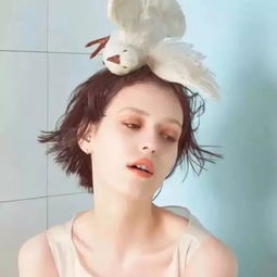 女生头像以前喜欢一个人,现在喜欢一个人