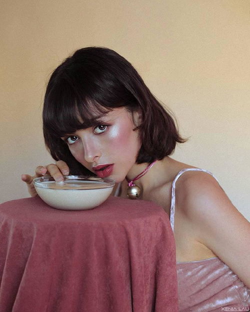 求这个妹子的ins