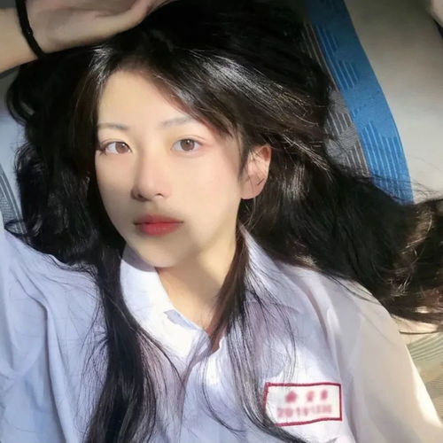 头像一眼就心动的女生头像