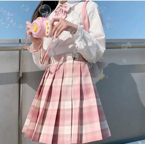 jk制服女生头像说夜色美的人,一定是没见过你笑的样子