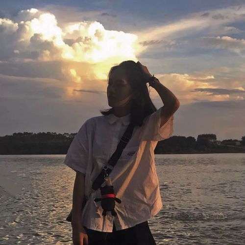 心动女头小众文案缘分就是,你等的人,也在等你