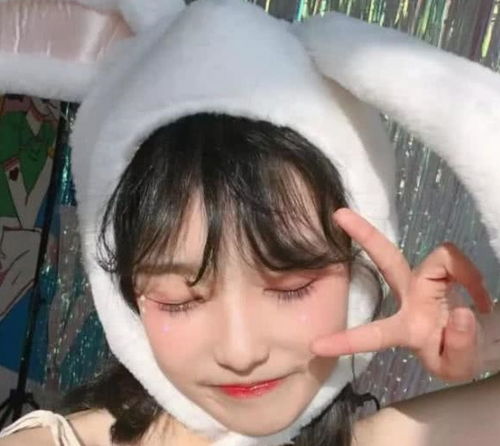 女生不经意的3个动作,却意外美成小仙女,涅槃而生的小可爱