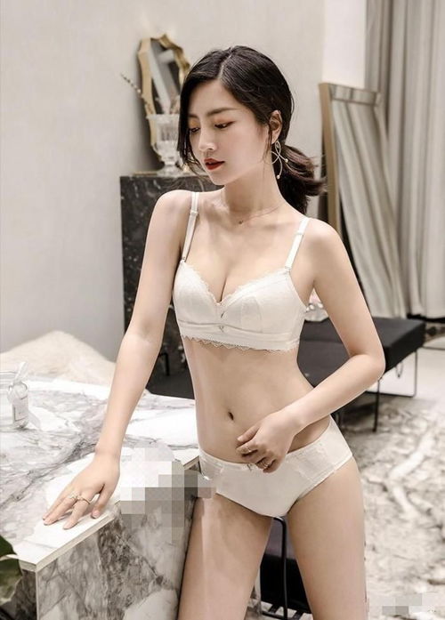 她被称最美网红模特,一身比基尼太亮眼,网友太专业了