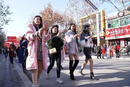30名美女网红武功巡游,拉开中国首届网红网货节帷幕