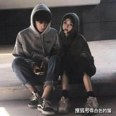 秀恩爱要高调点,最近火了真人情侣头像,赶紧换上试试