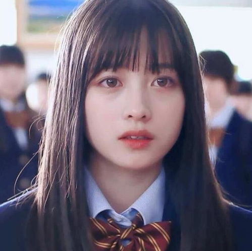 杨幂也开始日抛脸了近照鼻子都这样了真的不需要看医生吗
